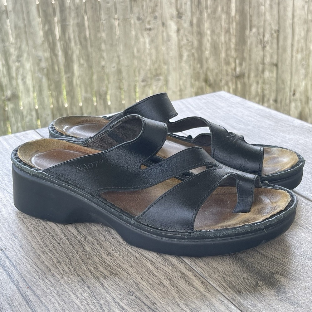 NAOT Sandals Women US 7 EU 38 Black Leather Monterey Wedge Shoes Toe Loop Cork‎
